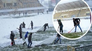 Muşlular maç iptalini önlemek için küreklerle stadyumu temizledi