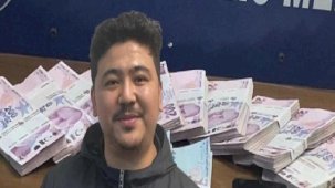 Para dolu çantasını kafede unutan Çinli turistin zor anları