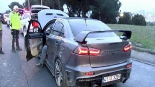 Polis affetmedi! İstanbul'da bu sürücülere ceza yağdı
