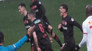 Rohden şov yaptı! Karagümrük, Kayserispor'u farklı yendi