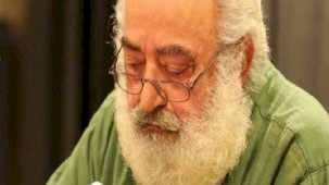 Şair ve yazar Süreyya Berfe hayatını kaybetti