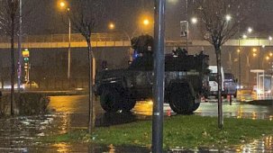 Selahattin Demirtaş, hastaneye kaldırılan annesini görmesi için Diyarbakır’a getirildi