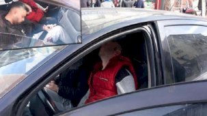 Şoke eden görüntüler! Direksiyon başında uyuyakaldı, ekipler dakikalarca dil döktü