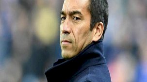 SON DAKİKA | Van Bronckhorst'un Beşiktaş'tan alacağı maaş belli oldu! Teknik ekibinde eski ünlü yıldız