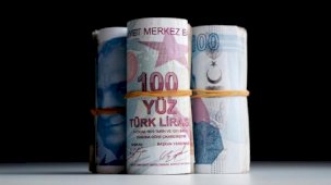 SSK ve Bağkur emeklileri merakla bekliyor! Ek zam yapılacak mı? İşte masadaki seçenek!