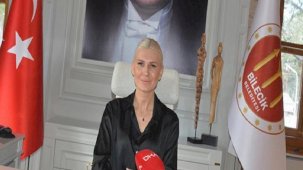 ‘Targaryen’ karakterine benzetilen Melek Mızrak Subaşı, CHP’nin Bilecik adayı oldu