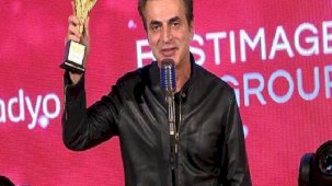 Teoman: İz bıraksın diye birkaç şarkı daha yapacağım