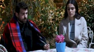 'Üç Kız Kardeş'te Somer tamamen dağıldı! Türkan'ı geride bıraktı