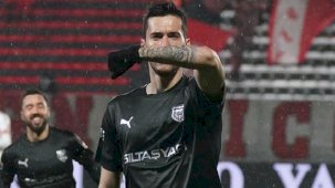 Umut Nayir: Mert Günok'u uzaktan avlamak kolay değil!