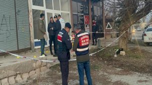 Yakınlarını öldüreni av tüfeğiyle vuran 2 kişi tutuklandı