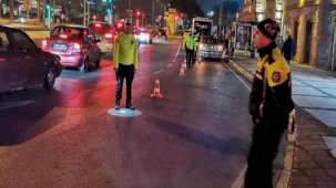 Yılbaşı gecesi 72 sürücüye ceza yağdı