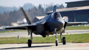 Yunanistan, F-35 tedariki için ABD'den yanıt bekliyor