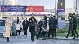 Zamana karşı yarış, kaza ve ölümü getiriyor! Yayalar motokuryelere isyan ediyor