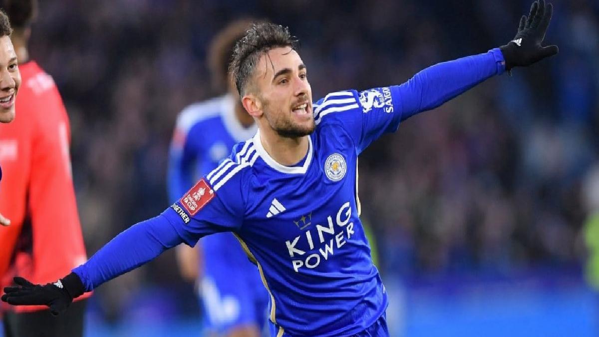 Yunus Akgün muhteşem bir gol attı: Leicester City turladı