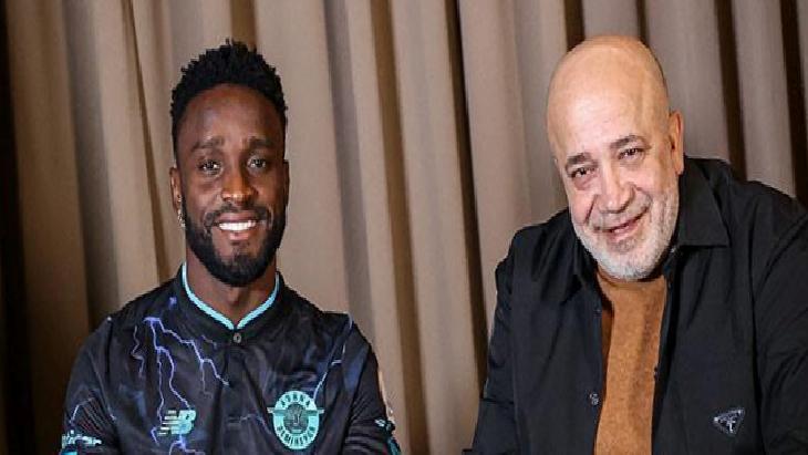 Adana Demirspor'da Steven Mendoza imzayı attı