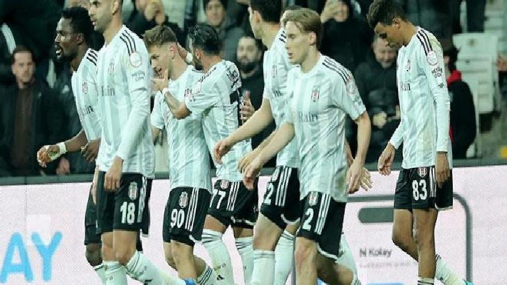 Beşiktaş'ın Antalyaspor maçı kamp kadrosu belli oldu! Yeni transfer sakatlandı