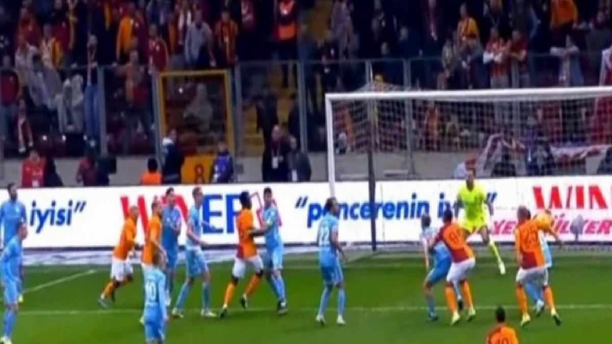 Carlos Vinicius attı! Faul nedeniyle sayılmadı