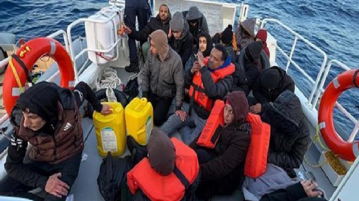 Datça açıklarında 25 kaçak göçmen kurtarıldı