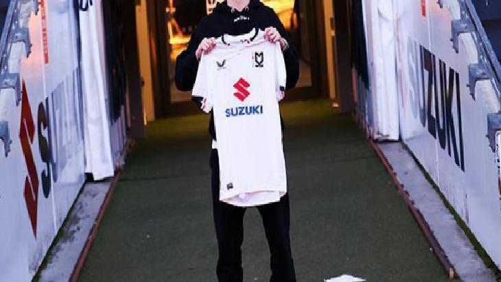 Emre Tezgel, MK Dons ile anlaştı!