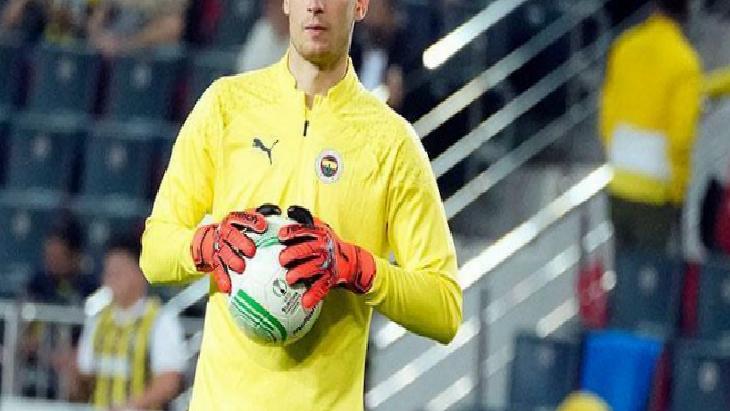 Fenerbahçe'de Livakovic'in uzaktan şut kabusu! Muslera'nın gerisinde kaldı