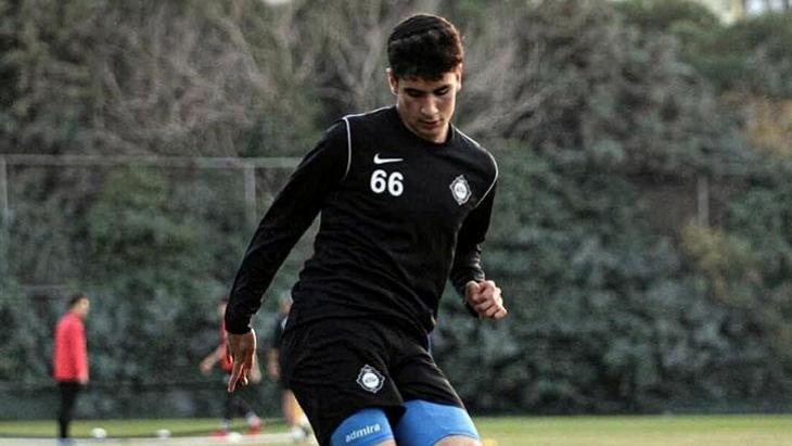 Fethi Sekin'in oğlu Burak Tolunay Sekin, Galatasaray'a transfer oldu
