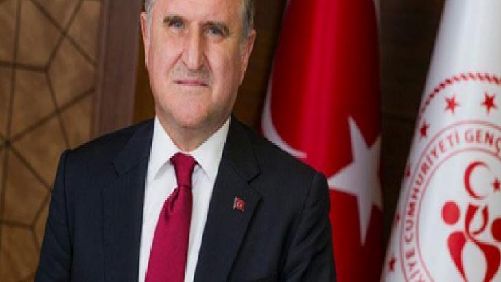 Gençlik ve Spor Bakanı Osman Aşkın Bak'tan özel sporculara tebrik!