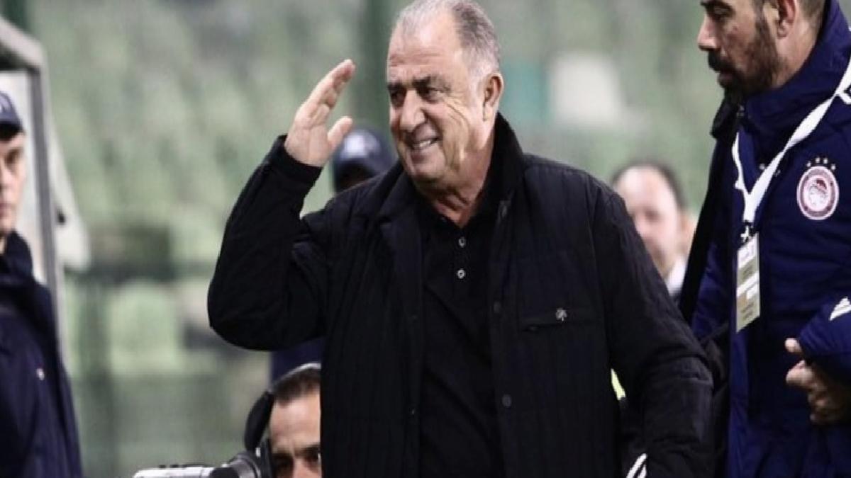 Panathinaikos sahasında Olympiakos'u mağlup etti