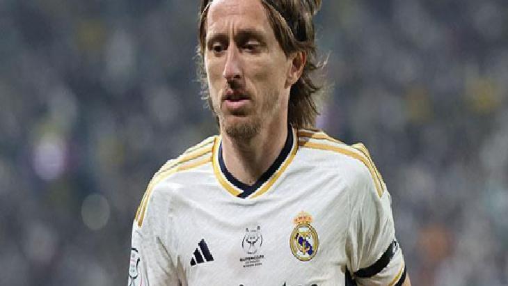 Real Madrid, Luka Modric ile uzatma kararı aldı!