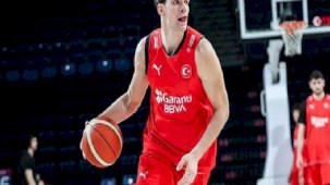 12 Dev Adam'da Tarık Biberovic, Türkiye kararını açıkladı!