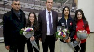 Avrupa şampiyonu haltercilere coşkulu karşılama!