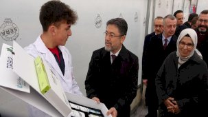 Bakan Yumaklı: 12 ay boyunca hasat yapmak mümkün