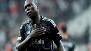 Beşikltaş'ta Fernando Santos ile Aboubakar arasında özel görüşme! 'Teklifleri sezon sonuna bıraktım'