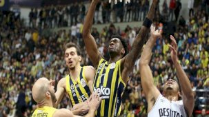 Beşiktaş'ı farklı geçen Fenerbahçe finale yükseldi