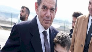 Dursun Özbek, depremin 1. yılında anma törenine katıldı