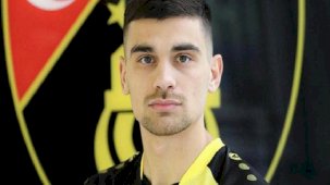 En centilmen futbolcu İstanbulsporlu Florian Loshaj