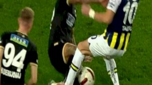 Eski hakemler Fenerbahçe - Alanyaspor maçının tartışmalı pozisyonlarını değerlendirdi