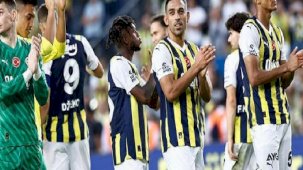 Fenerbahçe, UEFA listesini resmen açıkladı! 3 değişiklik