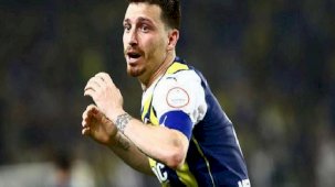 Fenerbahçe'de takımın yeni kahramanı Mert Hakan Yandaş!