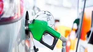 Gece yarısı fiyatlar değişti: Akaryakıtta çifte indirim!