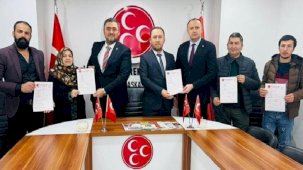 Gelecek Partisi'nde toplu istifa! MHP'ye geçtiler