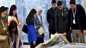 Halı ihracatçılarının yeni rotası Hindistan