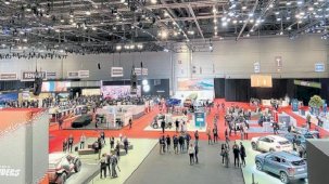 Küçük ve sönük geçti