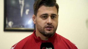 Milli güreşçi Rıza Kayaalp'in hedefi rekor