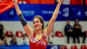 Nesrin Baş, Avrupa Güreş Şampiyonası'nda finalde!