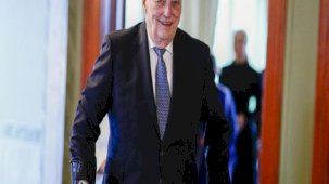 Norveç Kralı Harald, tatil için gittiği Malezya'da rahatsızlandı