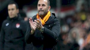 Okan Buruk: Bu işi Prag'a bırakmayalım