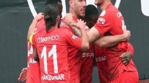 Pendikspor, Adana Demirspor'u 2-1 mağlup etti! Son 5 haftada 3. galibiyet