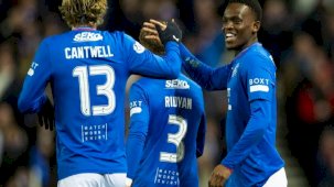 Rıdvan Yılmaz oynadı: Rangers zirve takibini sürdürdü