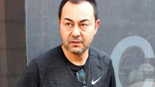 Şarkıcı Serdar Ortaç yine sarhoş! Yardımcısı canlı yayını zorla kapattırdı