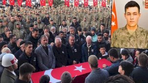 Şehit Ay, Erzincan'da son yolculuğuna uğurlandı